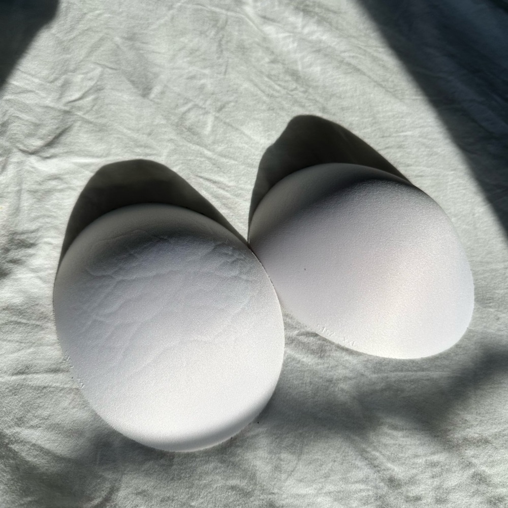 White & Beige Brami Padding Inserts - image 1